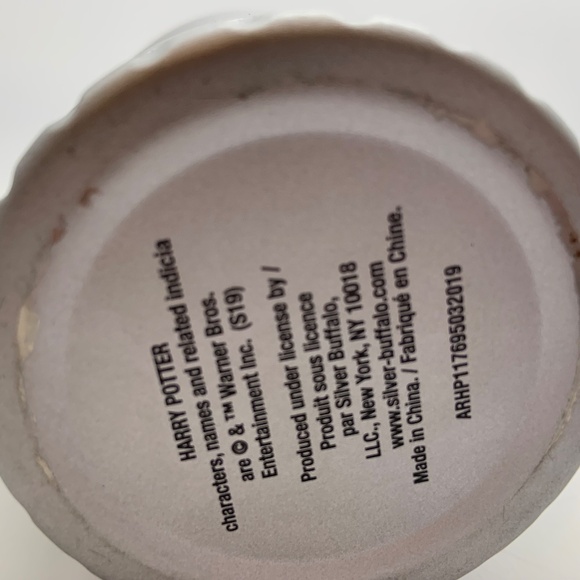 Harry Potter Hogwarts Emblem Metal Travel Thermos Cup Warner Bros. - Picture 12 of 16